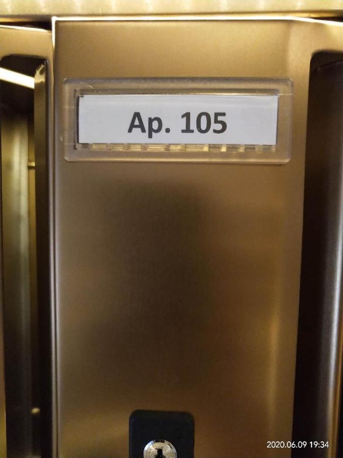21 Apartment